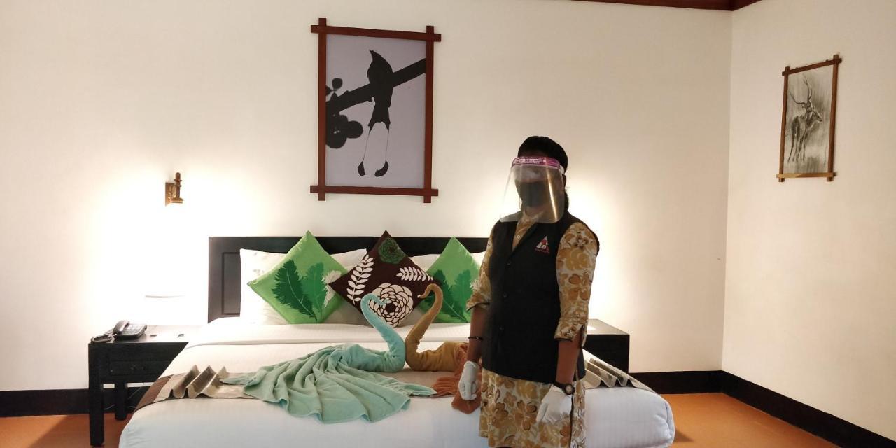 Amritara Shalimar Spice Garden Hotel Thekkady Bagian luar foto