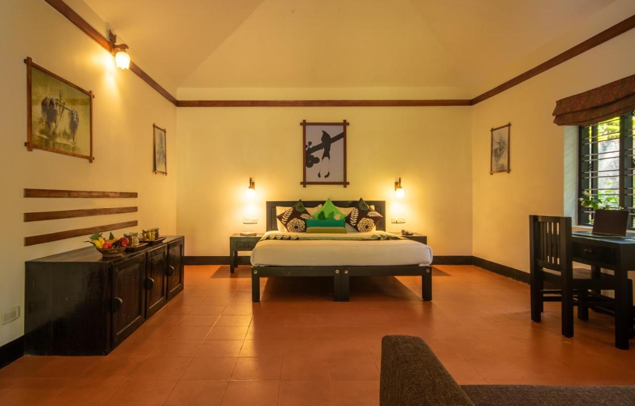 Amritara Shalimar Spice Garden Hotel Thekkady Bagian luar foto