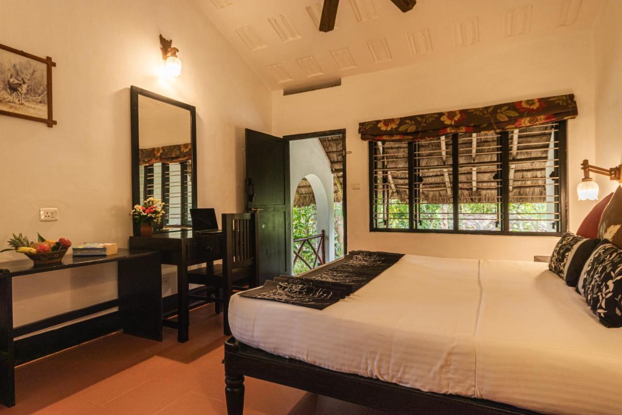 Amritara Shalimar Spice Garden Hotel Thekkady Bagian luar foto