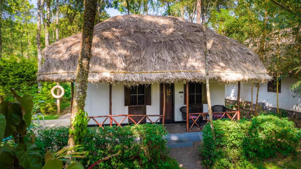Amritara Shalimar Spice Garden Hotel Thekkady Bagian luar foto