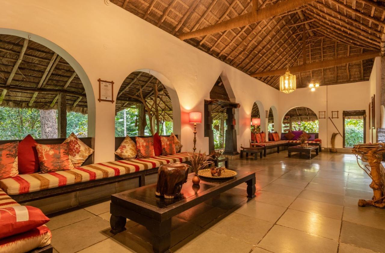 Amritara Shalimar Spice Garden Hotel Thekkady Bagian luar foto