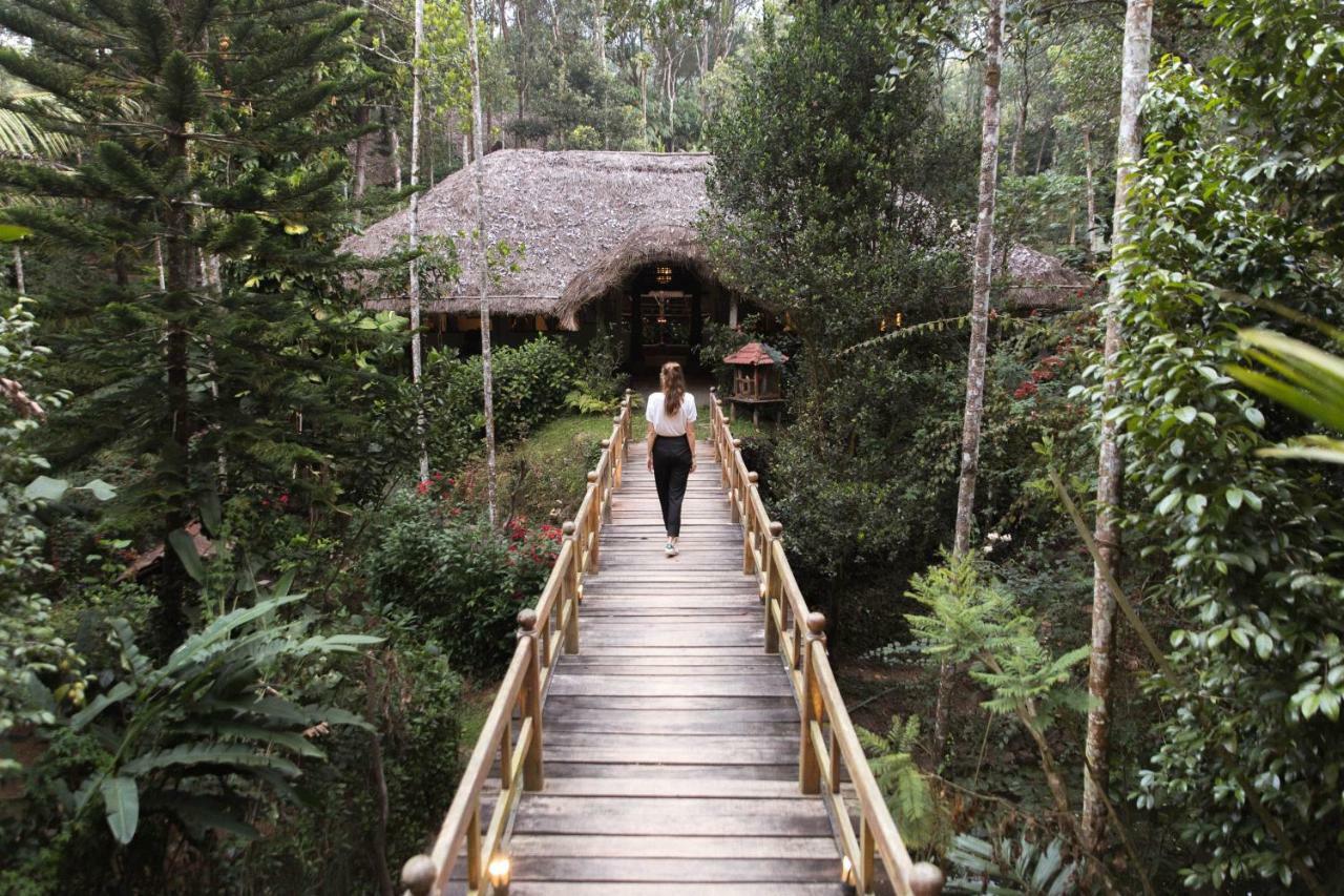 Amritara Shalimar Spice Garden Hotel Thekkady Bagian luar foto