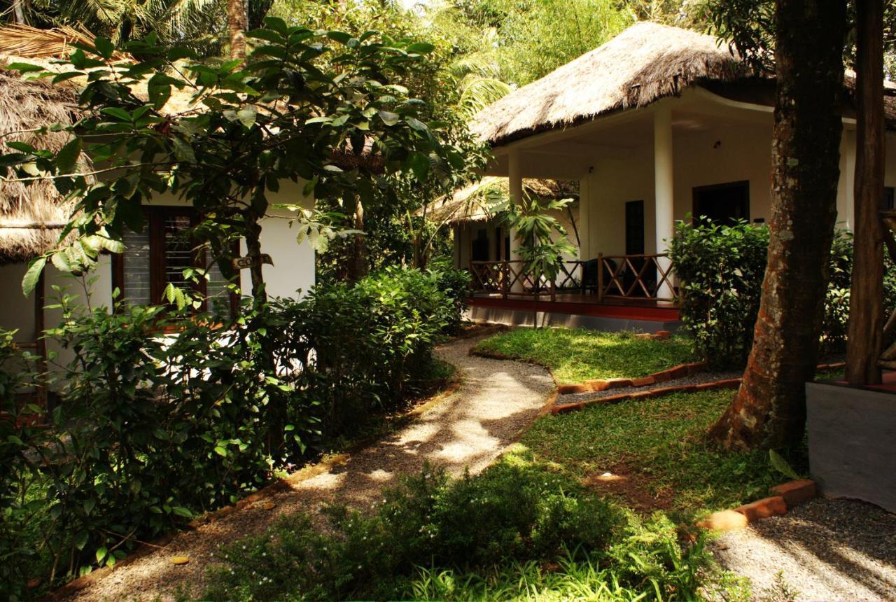 Amritara Shalimar Spice Garden Hotel Thekkady Bagian luar foto